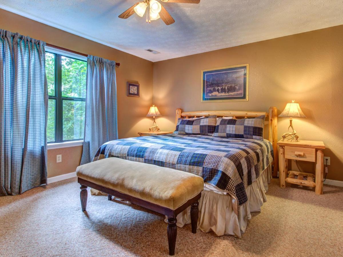 Great Expectations, 3 Bedrooms, Fireplace, Pool Table, Hot Tub, Sleeps 10 Gatlinburg Buitenkant foto