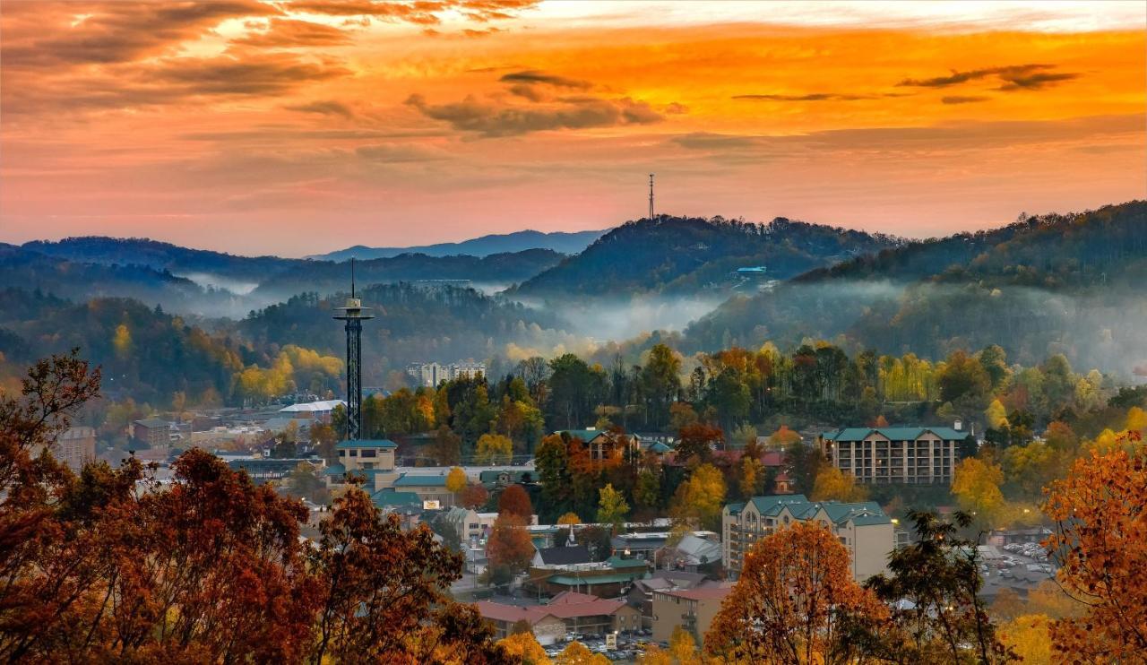 Great Expectations, 3 Bedrooms, Fireplace, Pool Table, Hot Tub, Sleeps 10 Gatlinburg Buitenkant foto