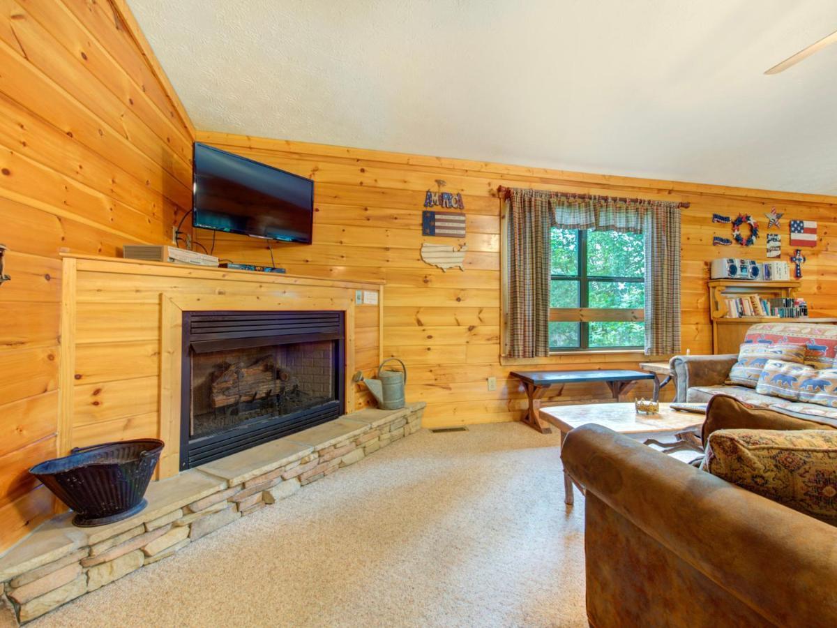 Great Expectations, 3 Bedrooms, Fireplace, Pool Table, Hot Tub, Sleeps 10 Gatlinburg Buitenkant foto